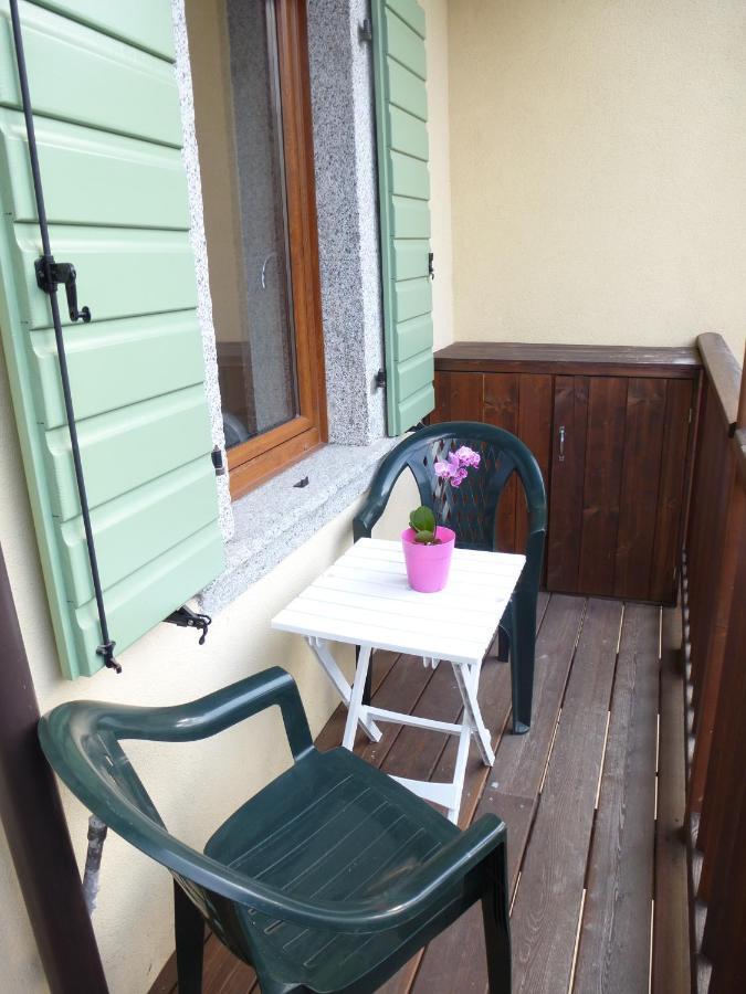 Tiarno di SottoCasa Anitaアパートメント エクステリア 写真