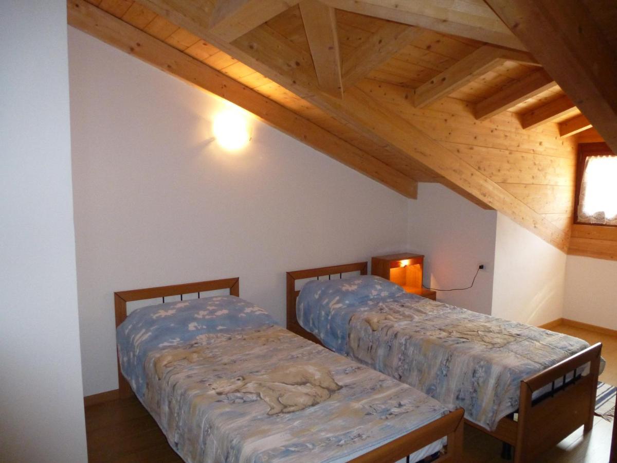 Tiarno di SottoCasa Anitaアパートメント エクステリア 写真