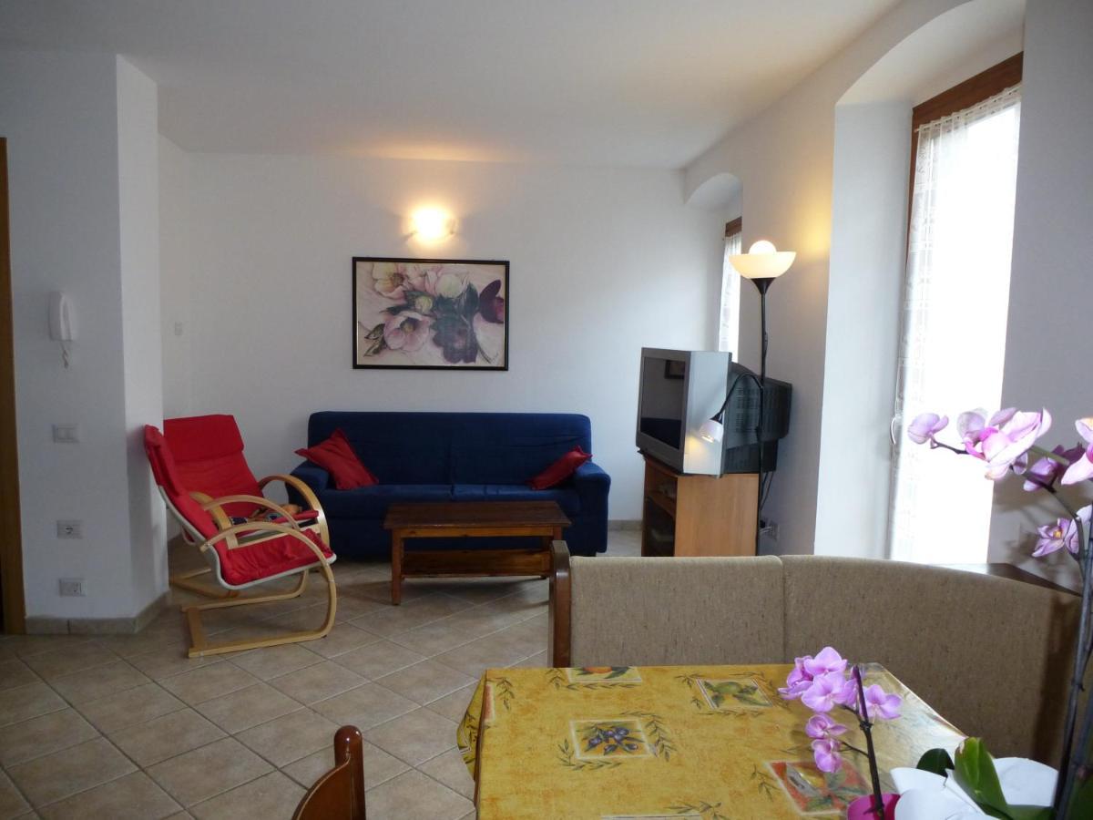 Tiarno di SottoCasa Anitaアパートメント エクステリア 写真