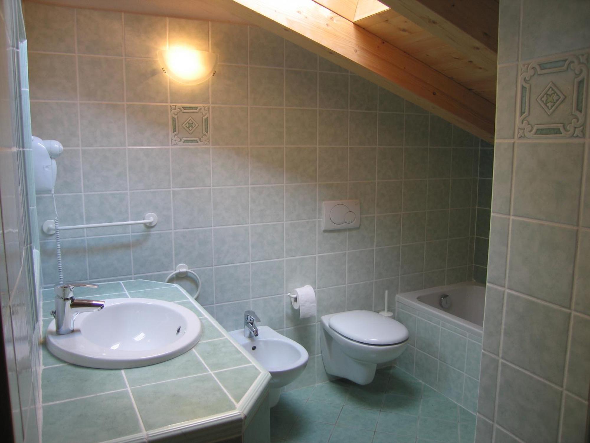 Tiarno di SottoCasa Anitaアパートメント エクステリア 写真